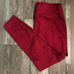 Crown & Ivy Women’s Burgundy Leggings